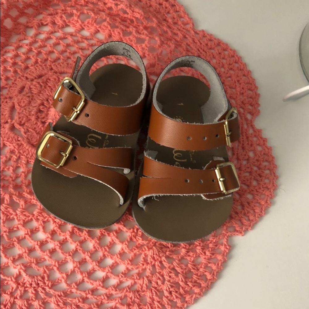 Sun Sans Sea Wees - Brown